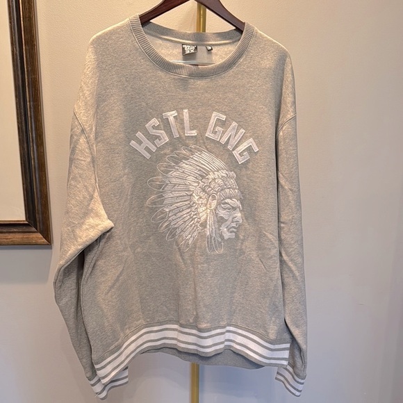 Hustle Gang light Gray Crewneck Sweater with embroidered Graphic Design EUC 3XL - Picture 1 of 12